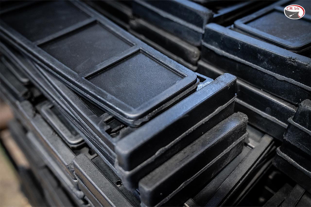 stampo-finito-defleco-1